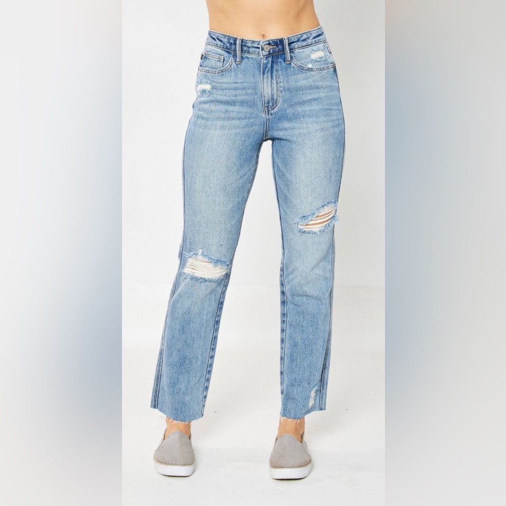 Judy Blue Light Blue Distressed Straight Leg Crop Jean